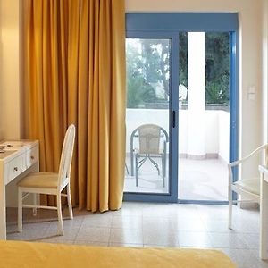 Blue Star Hotel